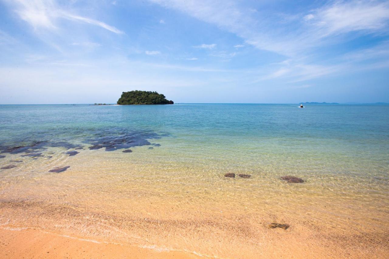 ホテル アンダレイ ビーチ リゾート コ リボン リボン島 エクステリア 写真